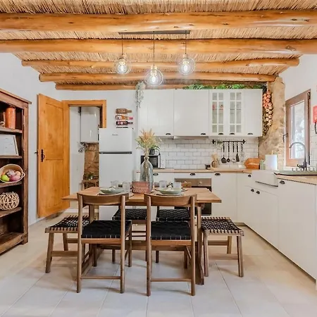 A Casa De Pedra Сasa de vacaciones